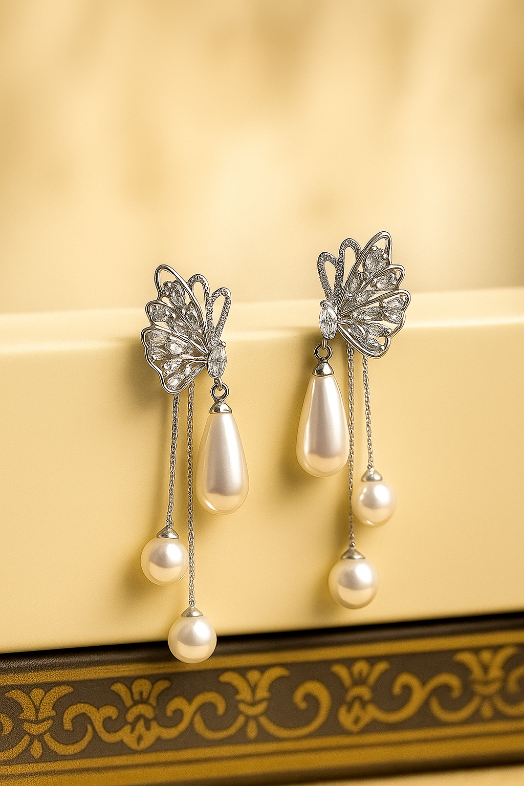 China Gold Pearl Earrings
