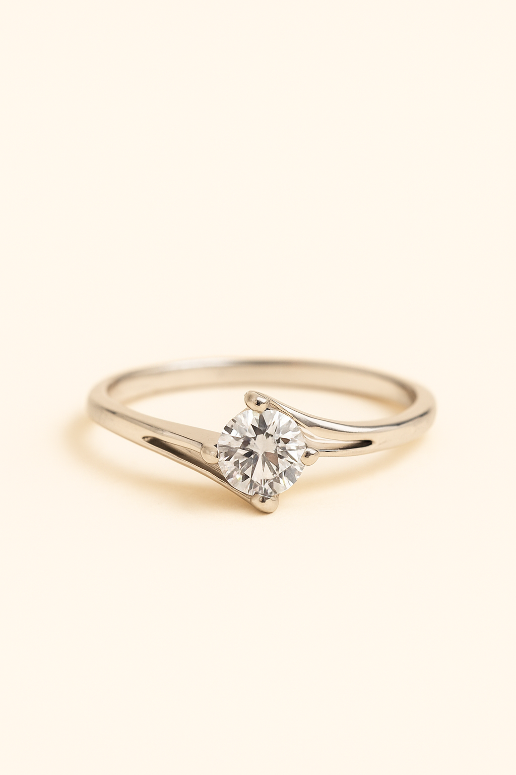 Classic Single Loop White Pearl